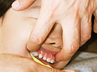 13.上顎右側　乳歯の奥歯の外側の面